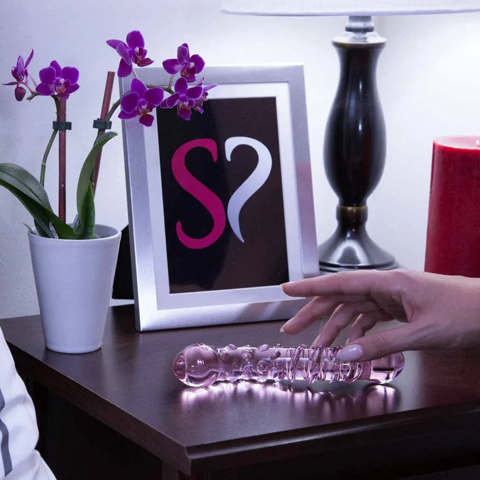 Icicles No 55 GSpot Curved Glass Dildo Pipedream Dildos