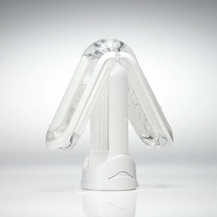 Flip Zero Gravity White Tenga Anal