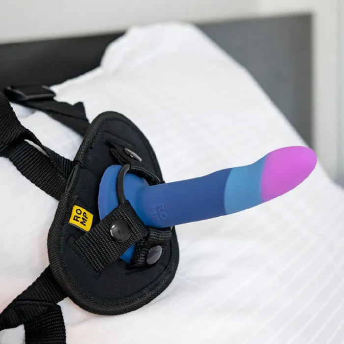 Lovehoney Romp Piccolo First Time Pegging Kit Strap on Harness Dildo Female Sex Toys