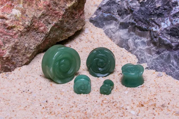 Male Sex Toys Painful Pleasures Green Aventurine Stone Plug with Carved Rose Front 2g to 1 Price Per 1